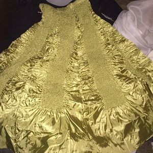 Vintage rose ruffle olive skirt